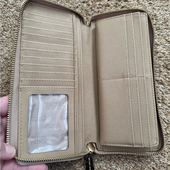 Michael Kors Taupe full size Leather Wallet - Picture 2 of 4